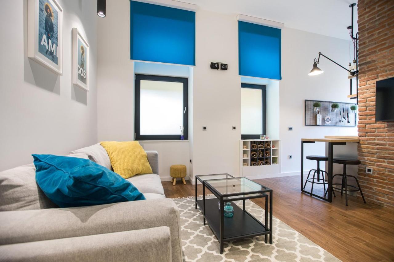 Three Amigos Apartment ซาเกร็บ ภายนอก รูปภาพ